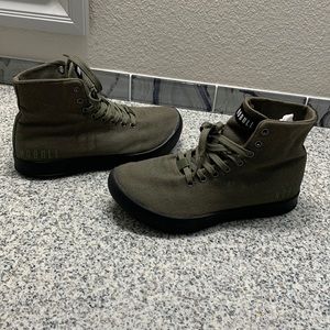 NOBULL woman’s size 6 high top canvas trainer sneaker green Ivy black